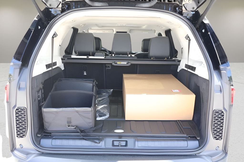 2025 Land Rover Discovery S - Photo 27