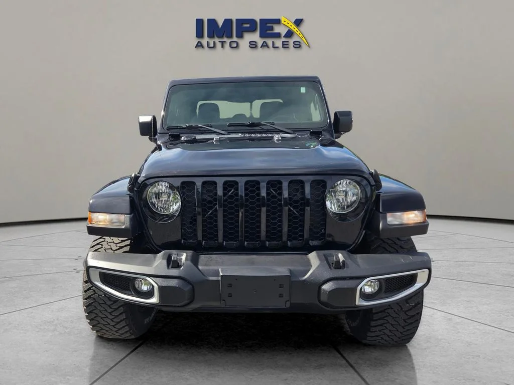 Used 2022 Black Jeep Sport image 10