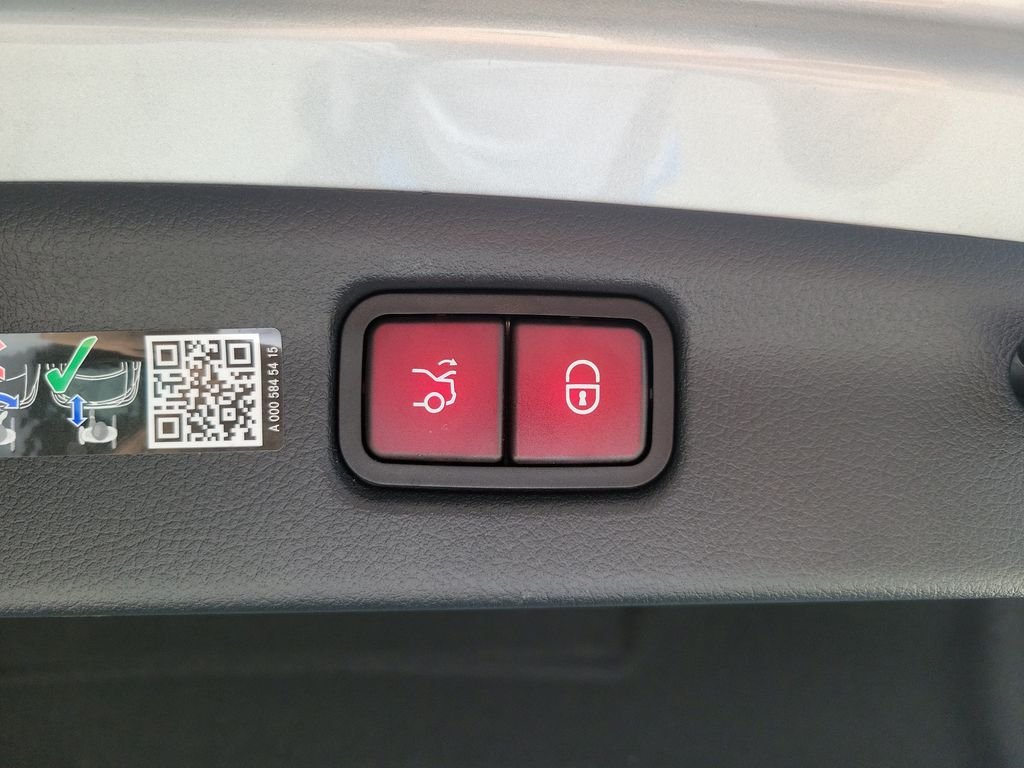 Certified Used 2026 Silver Mercedes-Benz C 300 image 10