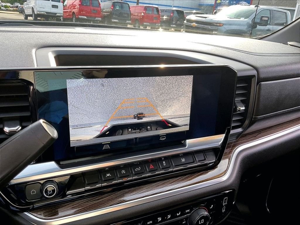 Used 2023 Gray Chevrolet LT image 19
