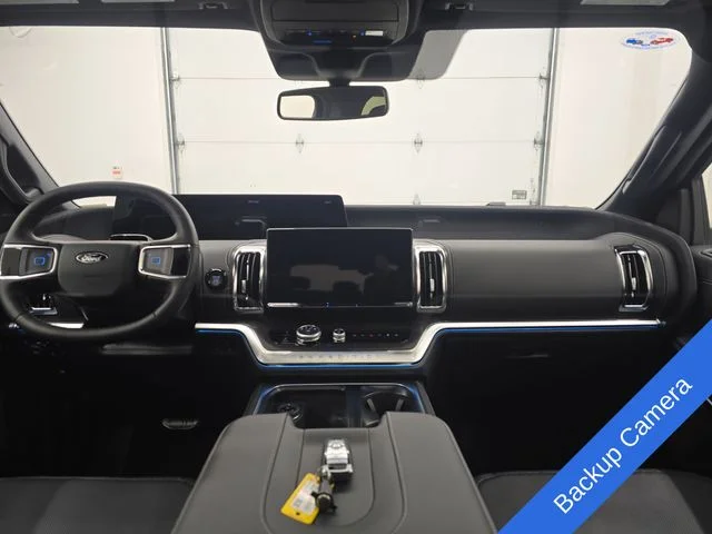 New 2026 Star White Metallic Tri-Coat Ford MAX Platinum® image 16