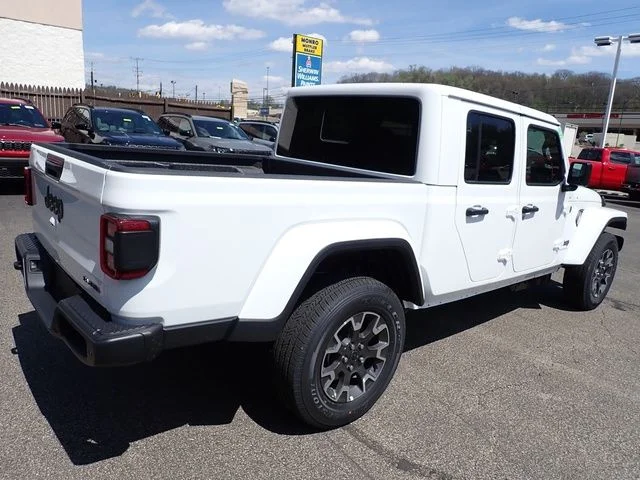 New 2026 White Jeep Sahara image 7