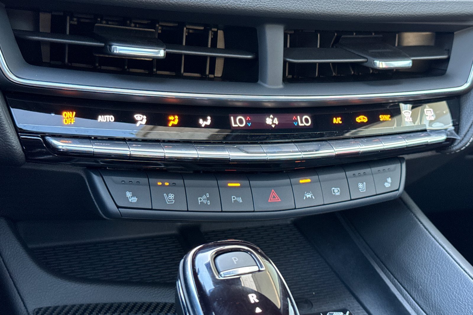 2026 Cadillac CT5 V-Series - Photo 20