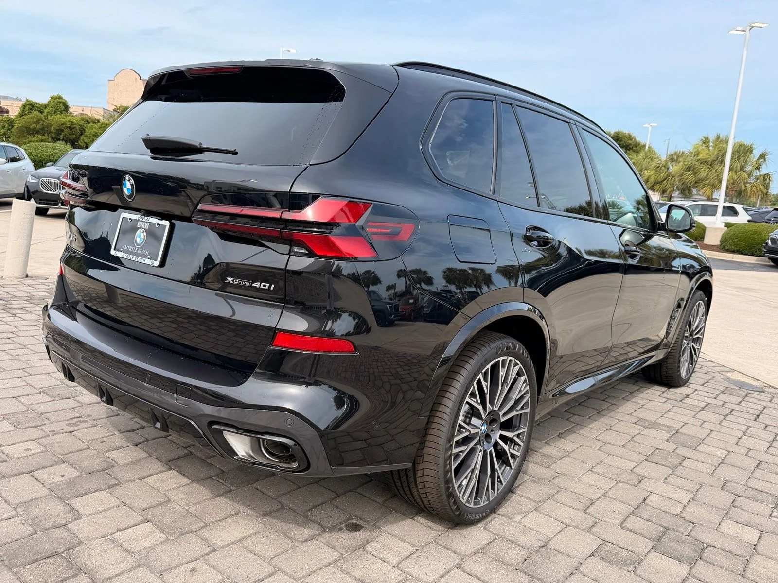 New 2026 Black Sapphire Metallic BMW xDrive40i image 9