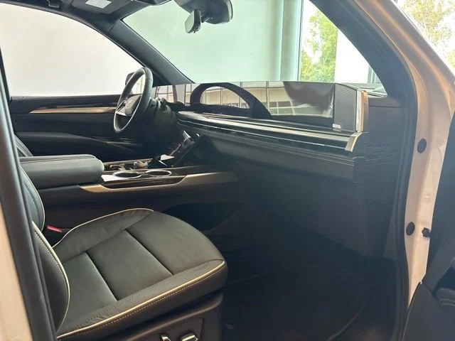 2026 Cadillac Escalade ESV Luxury - Photo 9