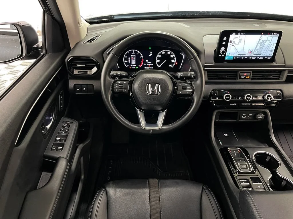 Used 2024 Black Honda Touring image 26