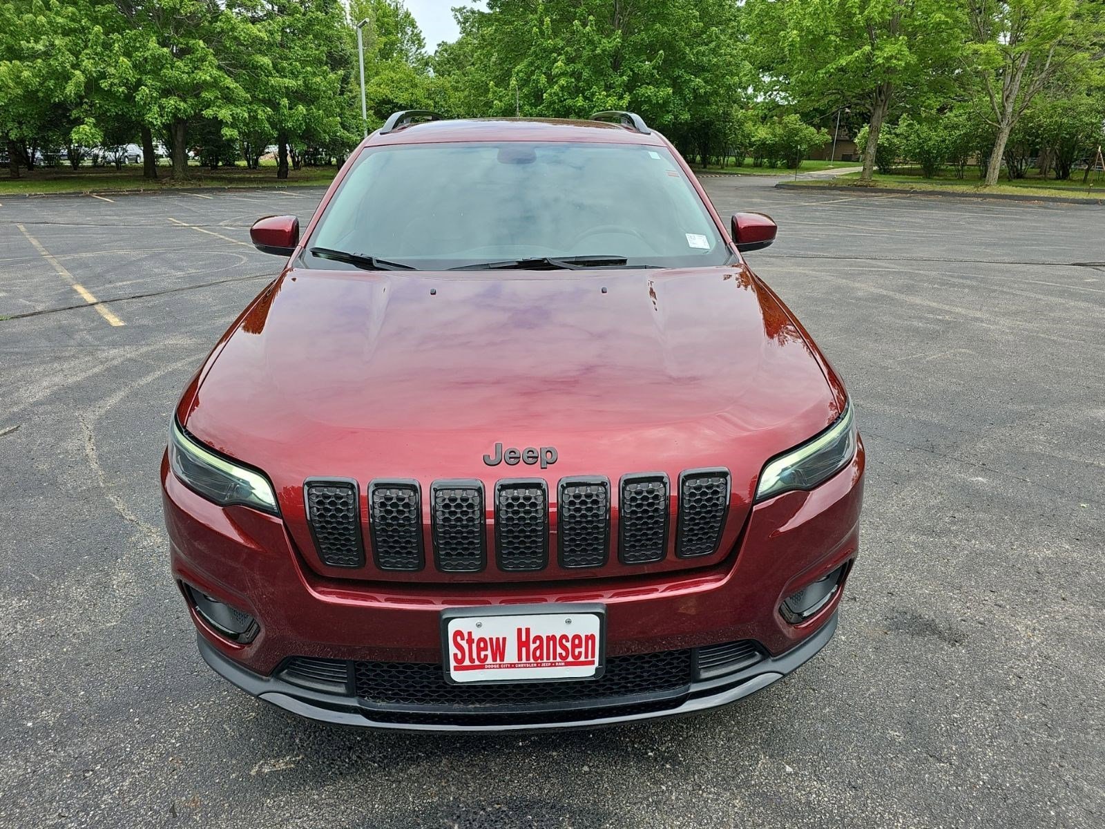 Used 2020 Velvet Red Pearlcoat Jeep Altitude image 8