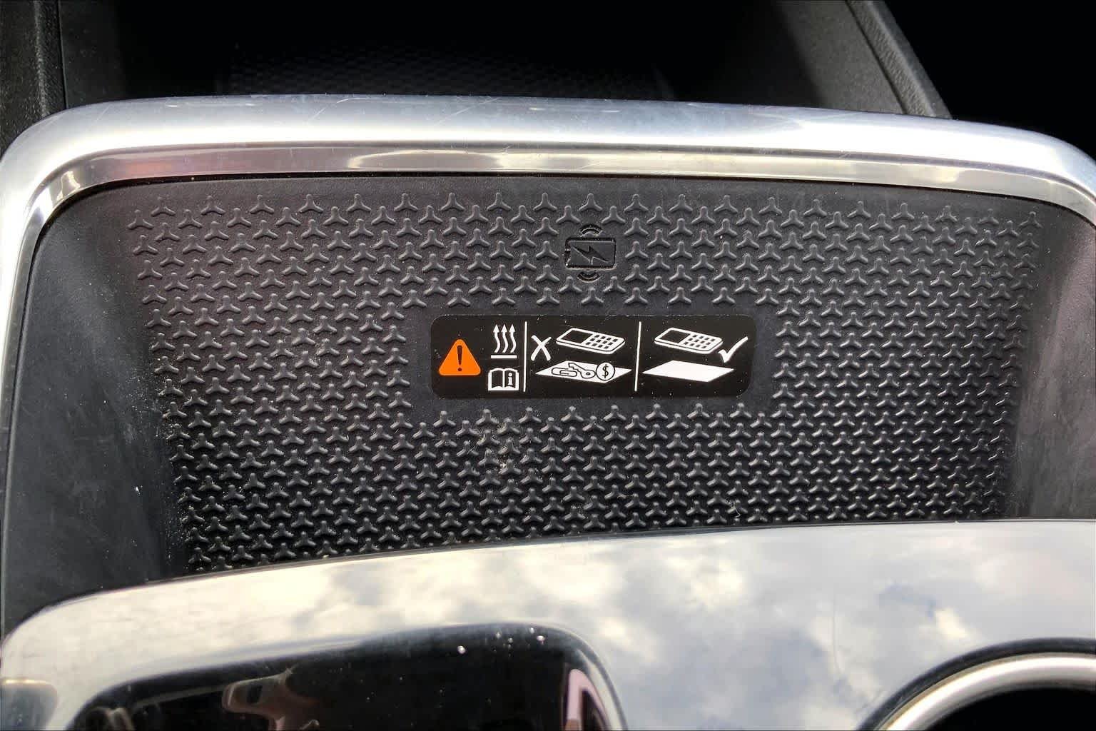 Used 2025 Mosaic Black Metallic Chevrolet FWD LT image 34