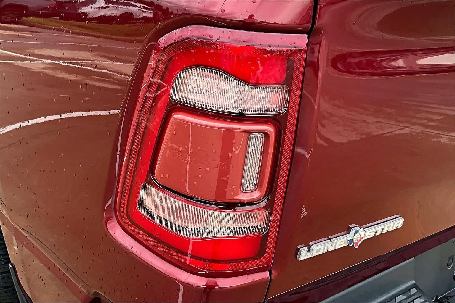 Used 2020 Delmonico Red Pearlcoat Ram Lone Star image 29
