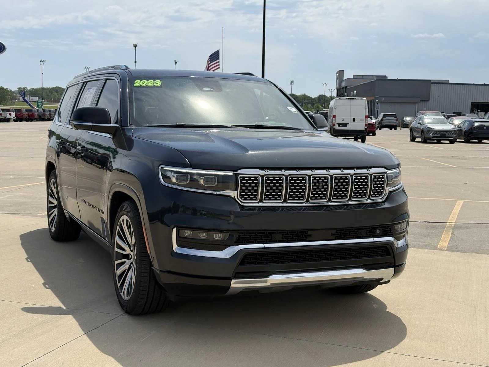 Used 2023 Jeep Grand Wagoneer Series III with VIN 1C4SJVGP2PS505364 for sale in Kansas City