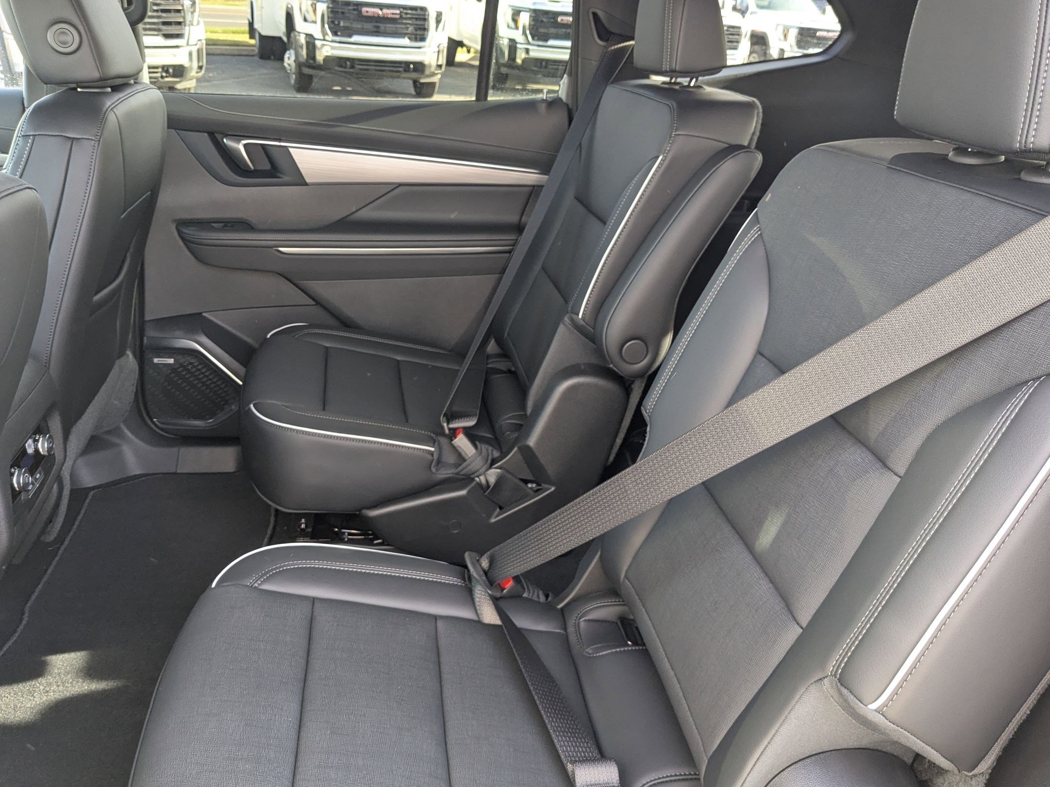 2026 Buick Enclave Preferred - Photo 23