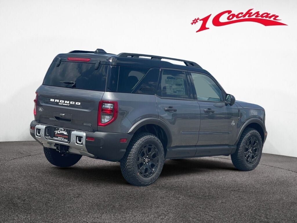 New 2026 Carbonized Gray Metallic Ford Outer Banks image 5