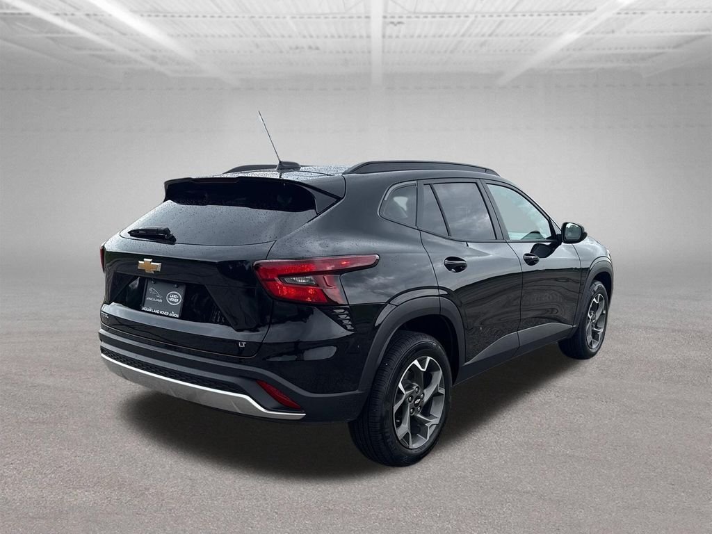 Used 2025 Black Chevrolet LT image 7