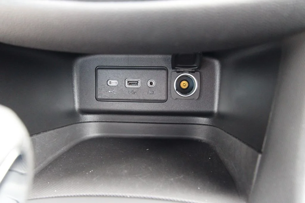 Used 2022  Chevrolet RS image 26