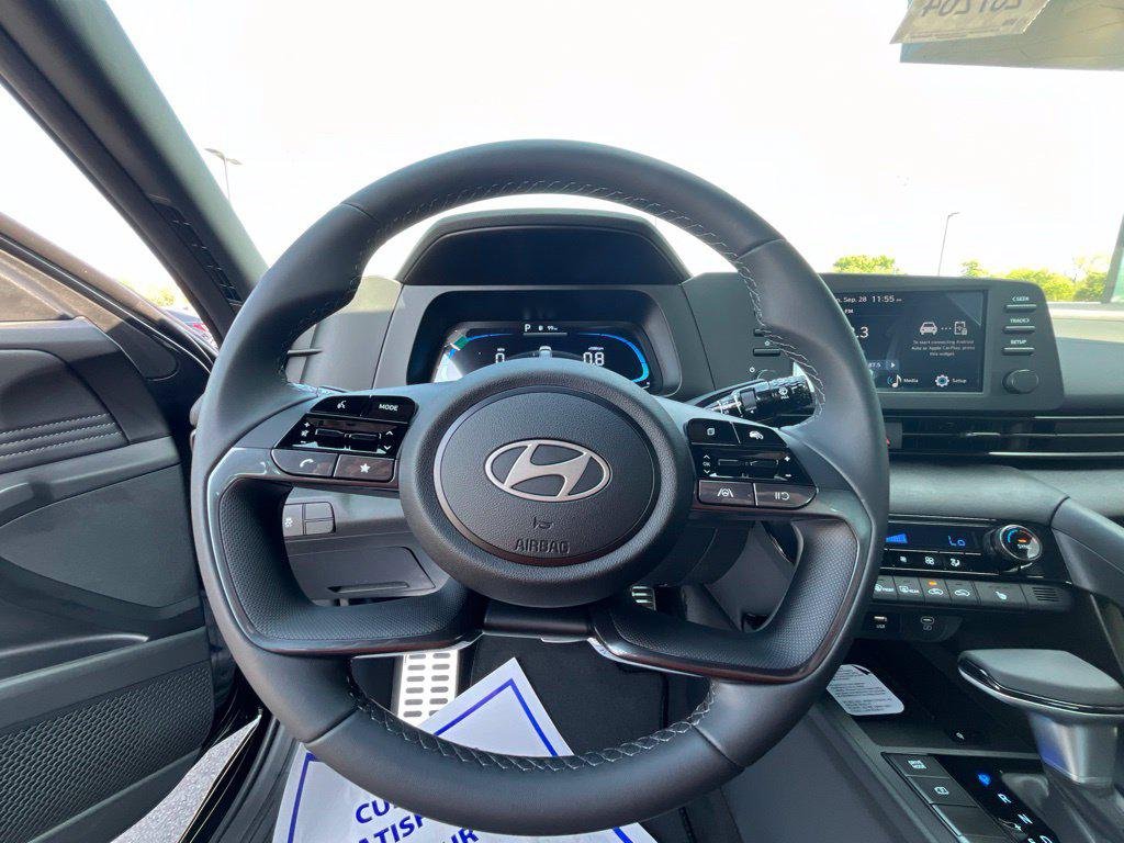 New 2026 Black Hyundai SEL Sport Plus image 13