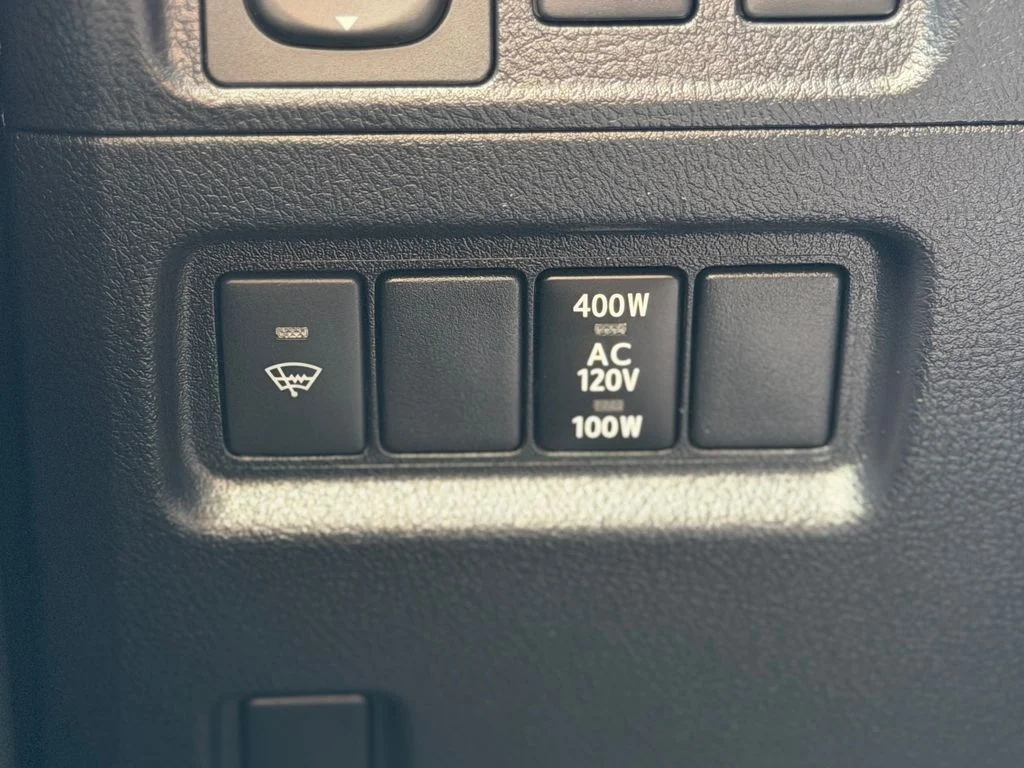 Used 2020 Gray Toyota Venture image 27