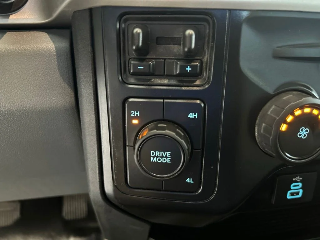 Used 2025 White Ford XL image 46