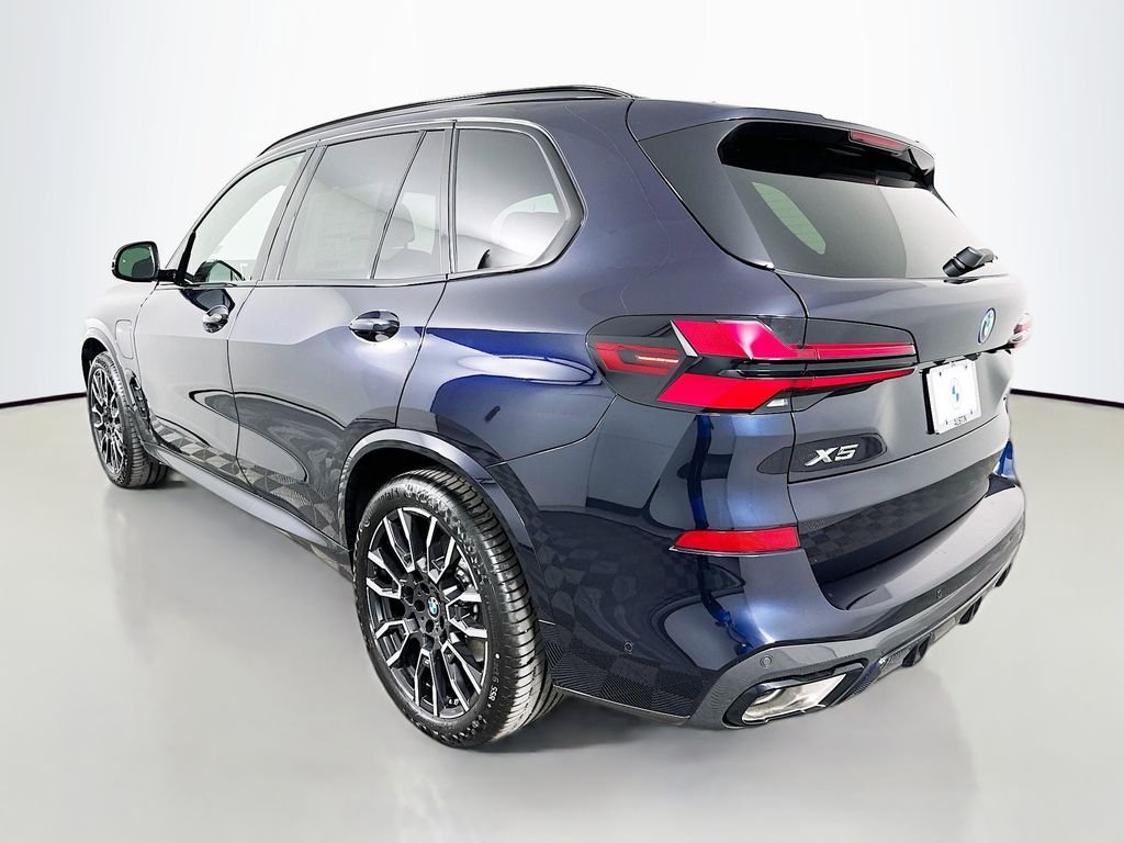 New 2026 Carbon Black Metallic BMW xDrive50e image 7
