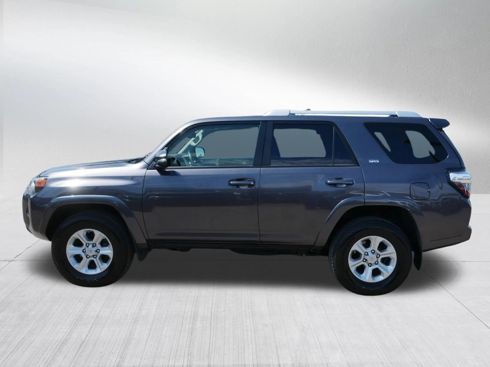 Used 2018 Toyota 4Runner SR5 Premium with VIN JTEBU5JR7J5525063 for sale in Bloomington, Minnesota