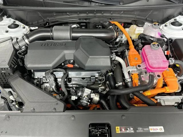 New 2026 Hyundai TUCSON HYBRID SEL