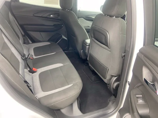 Used 2025 White Chevrolet LT image 20