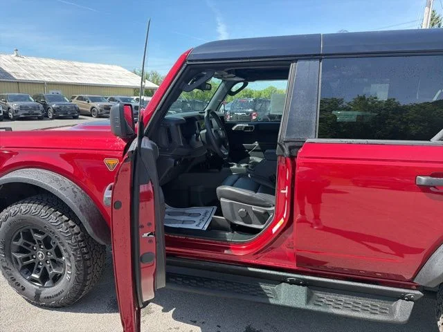 New 2026 Ruby Red Metallic Tinted Clearcoat Ford Badlands® image 31