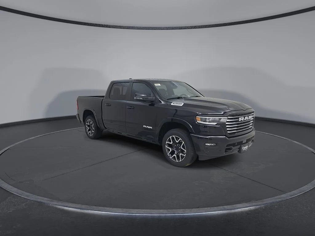 New 2026 Diamond Black Crystal Pearl-Coat Exterior Paint RAM Laramie image 3