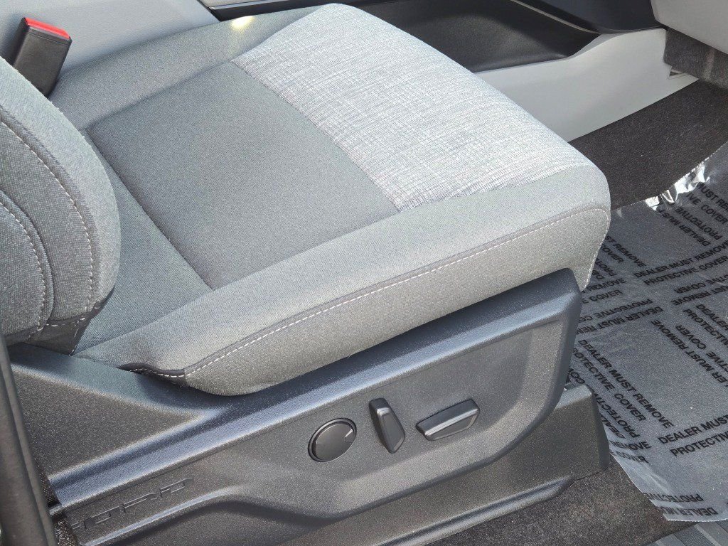 Certified Used 2023 Stone Gray Metallic Ford XLT image 7