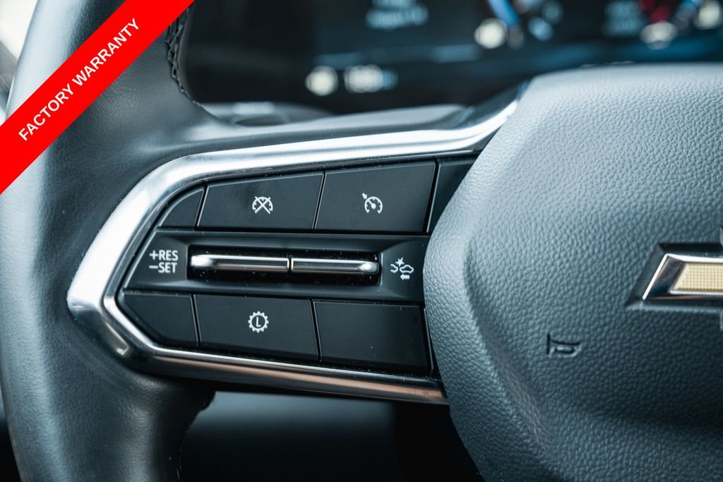 Used 2025 Sterling Gray Metallic Chevrolet LT image 14