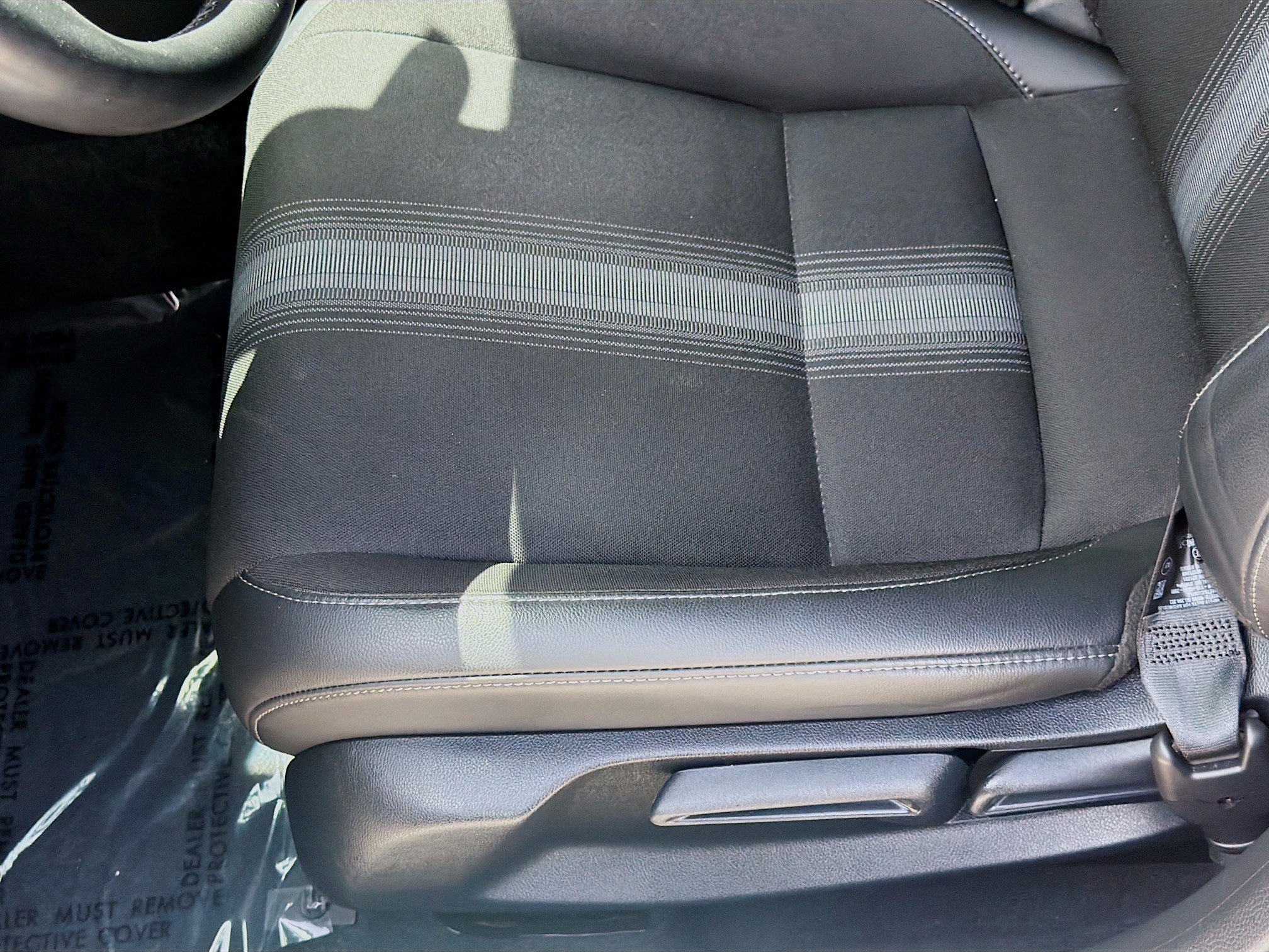 2023 Honda Civic Hatchback Sport - Photo 17