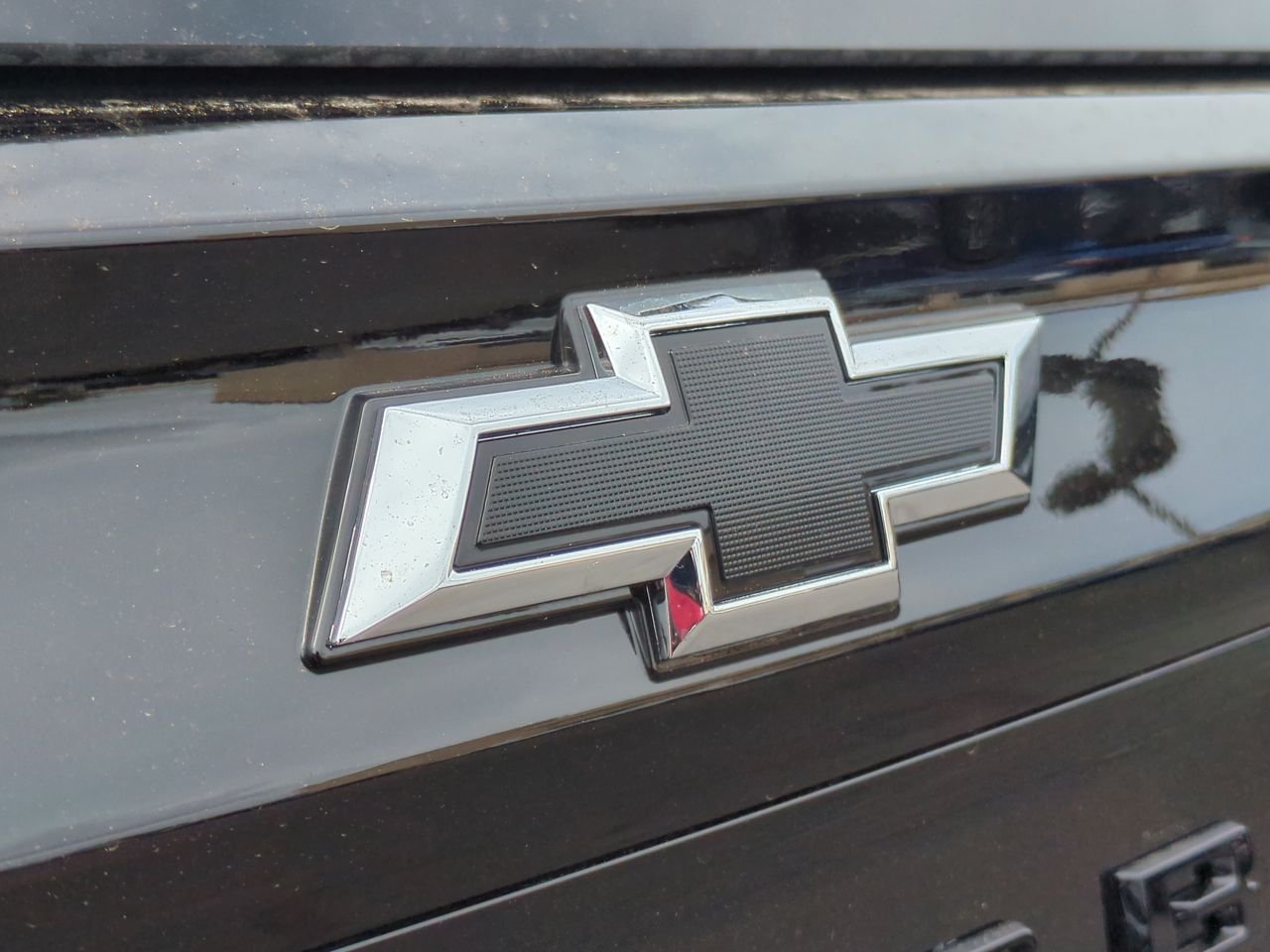 2026 Chevrolet Suburban LS - Photo 30