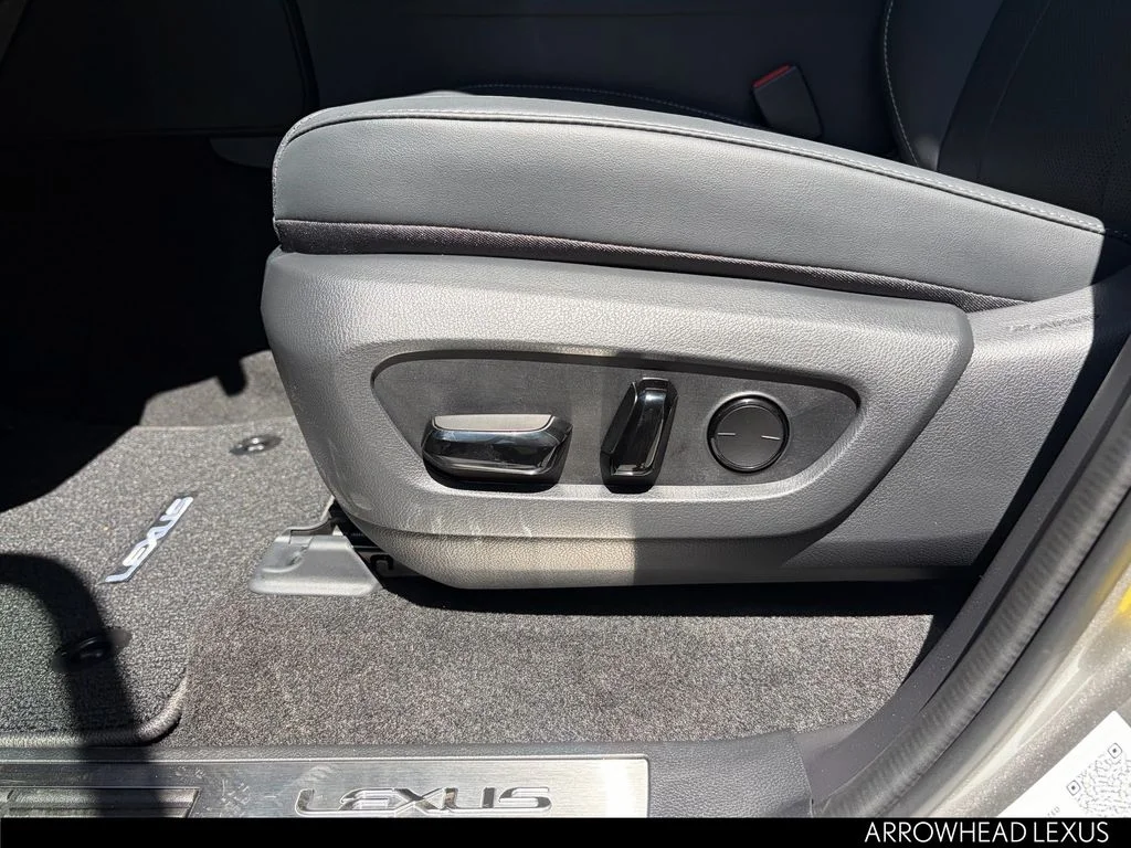Used 2026 Silver Lexus 550 Premium+ image 11