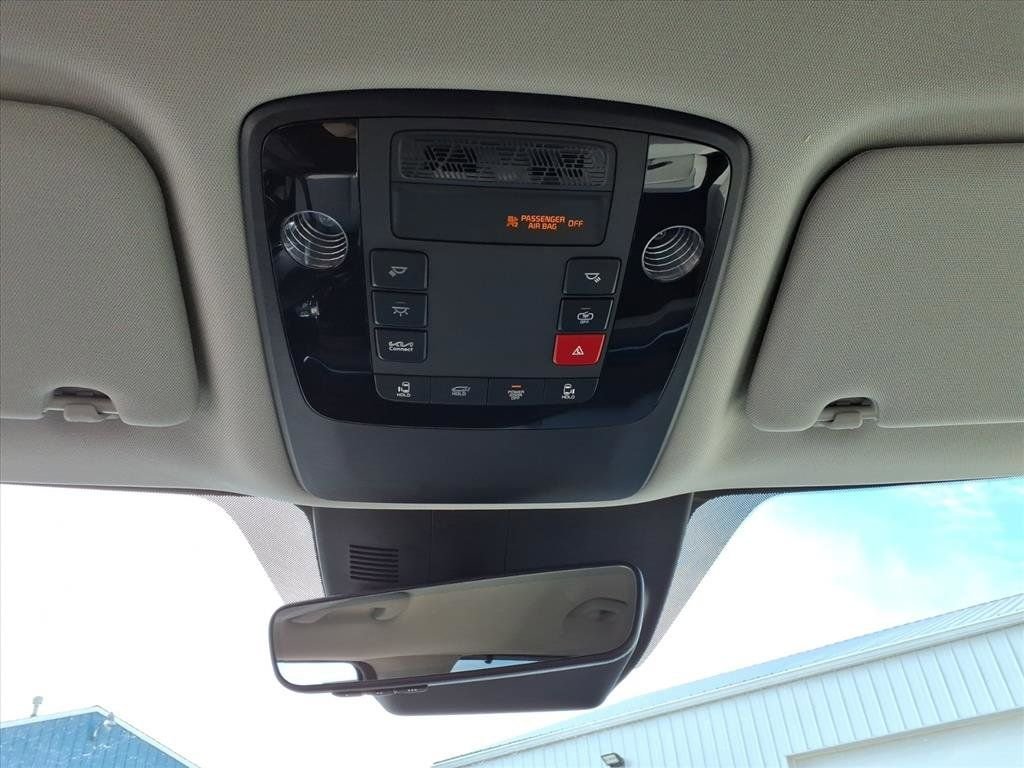 2026 Kia Carnival EX - Photo 25