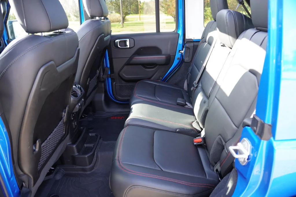 Certified Used 2024 Blue Jeep Rubicon image 18