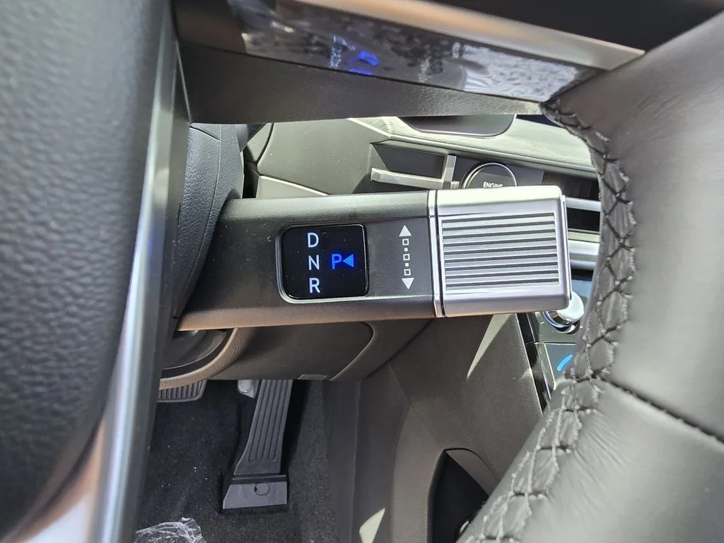 New 2027 Gray Hyundai Limited image 16