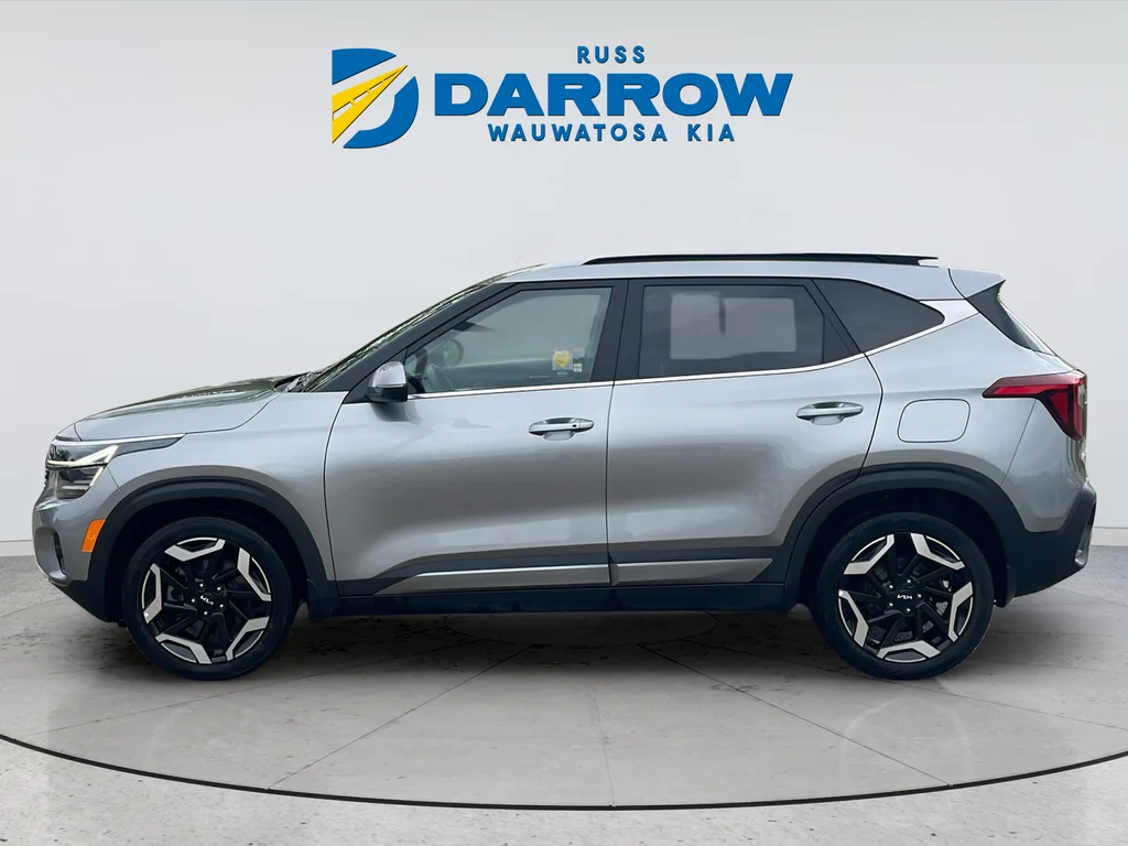 Used 2024 Gray Kia SX image 2