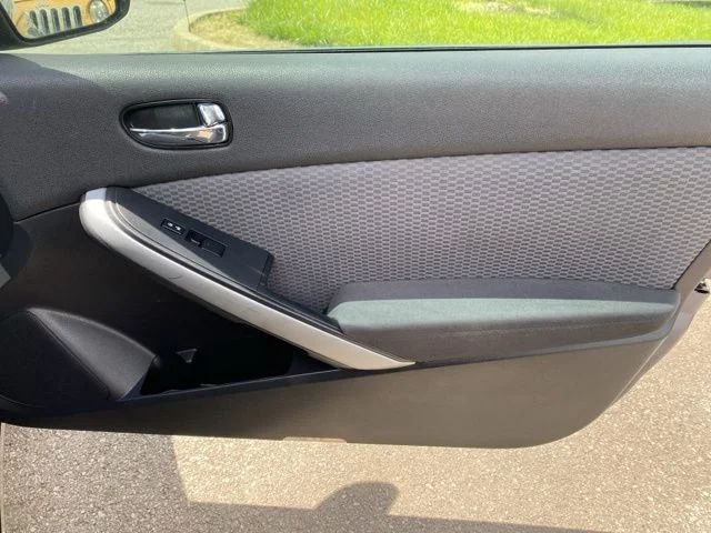 Used 2008 Gray Nissan 2.5 S image 17