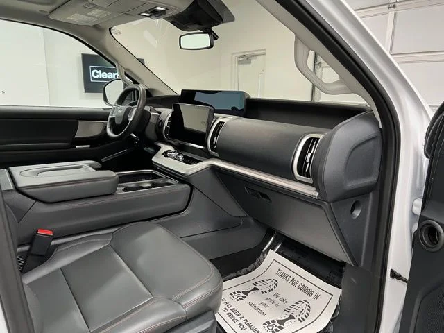 Used 2025 White Ford Active image 54