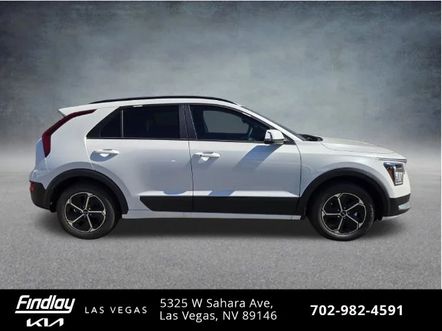 New 2026 White Kia EX image 5