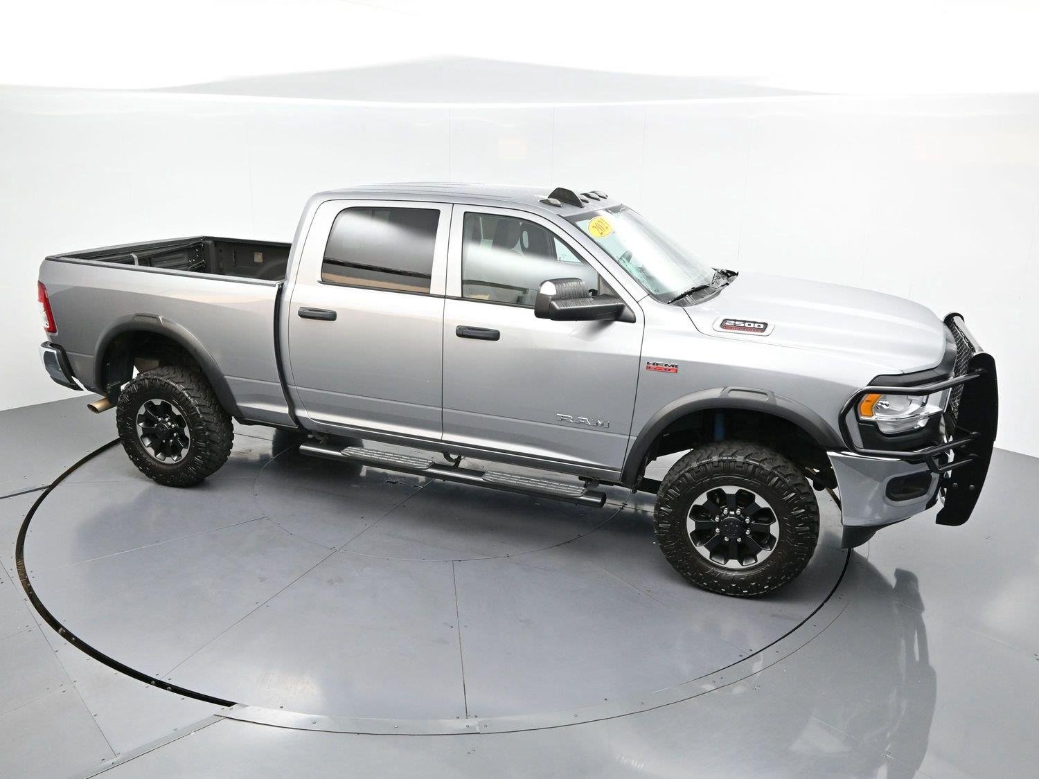 Used 2021 Billet Silver Metallic Clearcoat Ram Tradesman image 36