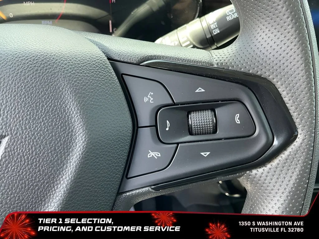 Used 2025 Mosaic Black Metallic Chevrolet LT image 22