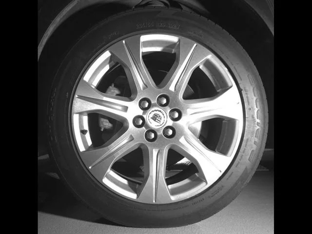 Used 2014 GRAPHITE METALLIC Cadillac Performance Collection image 9
