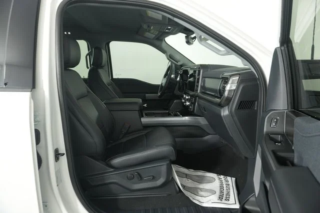 New 2026 Star White Metallic Tri-Coat Ford F-250® Lariat® image 37