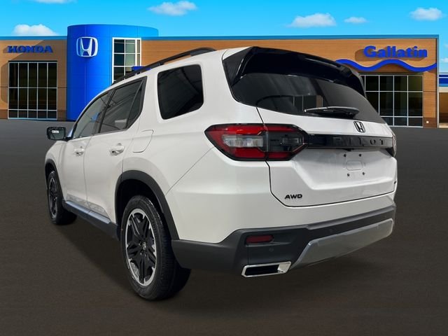 New 2026 Platinum White Pearl Honda Touring image 3