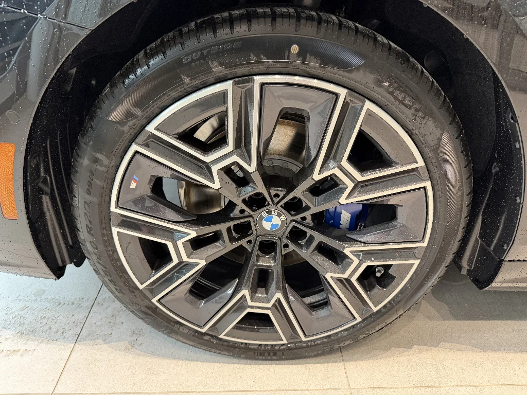 New 2026 Black Sapphire Metallic BMW 530i xDrive image 8