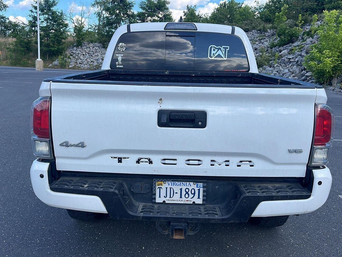 Used 2019 Super White Toyota Limited image 6