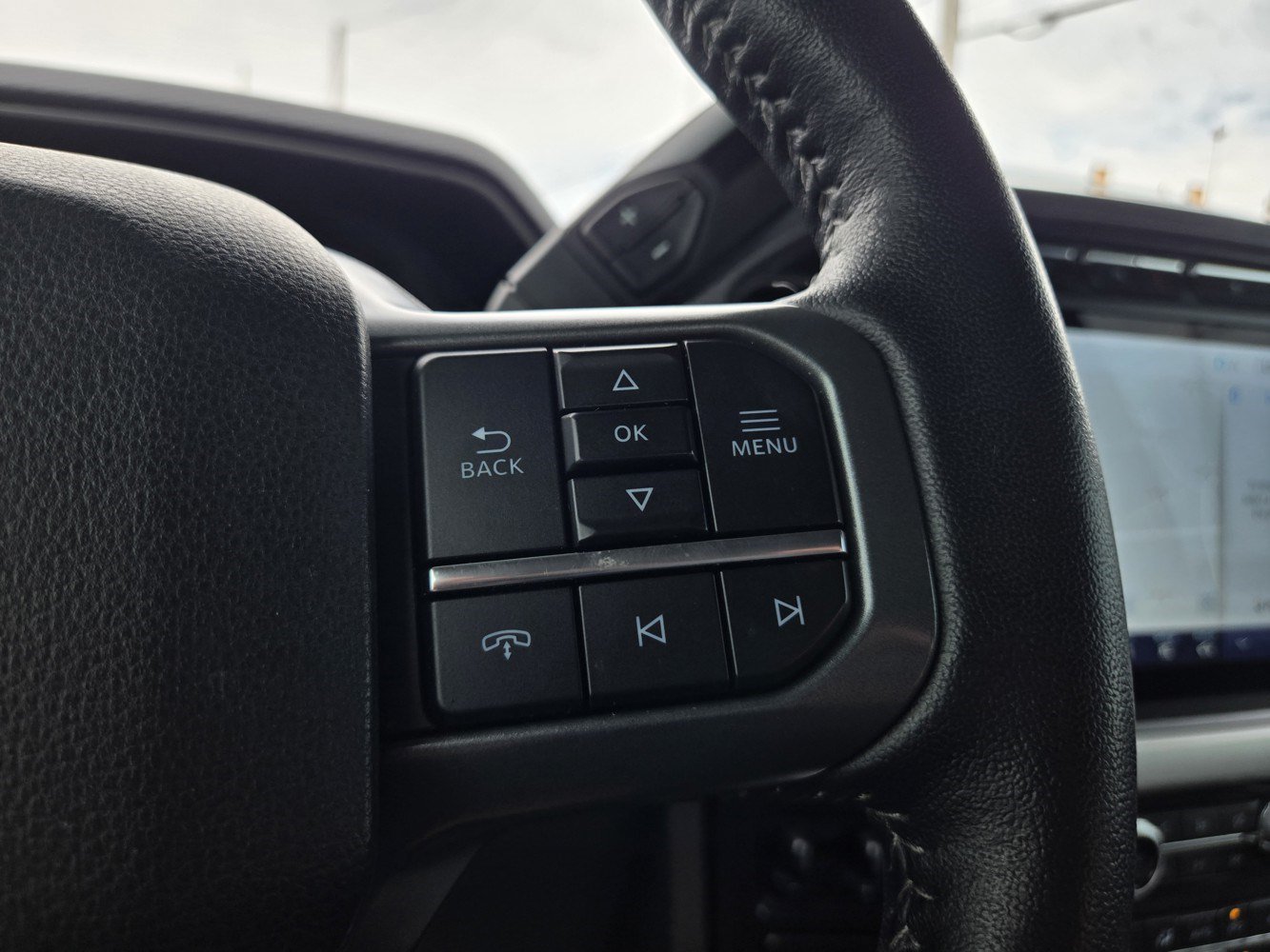 Used 2022 Antimatter Blue Metallic Ford XLT image 17