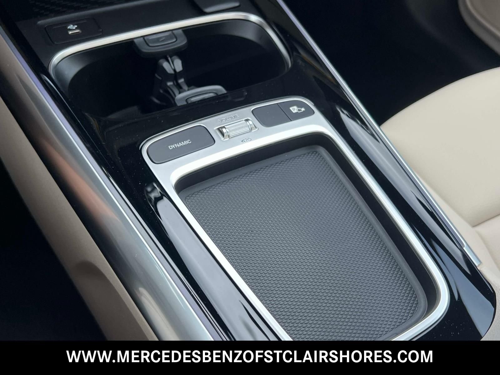 New 2026 Mountain Grey Metallic Mercedes-Benz GLA 250 image 26