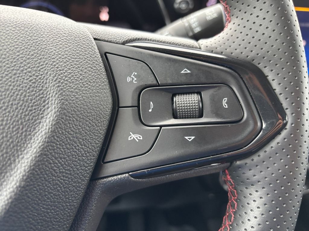 Used 2024 Red Chevrolet 2RS image 31