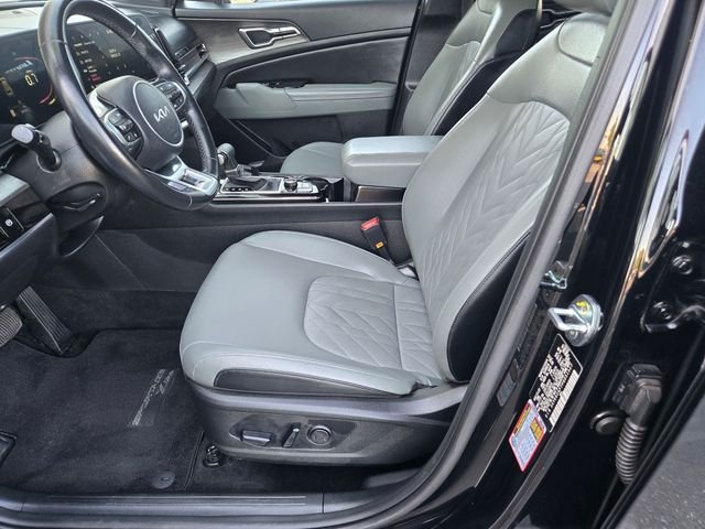Used 2023 Black Kia X-Line image 16